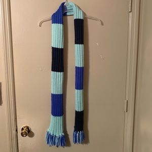 Columbia Scarf!!